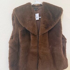 Ann Taylor Faux Fur Vest in Chestnut Brown